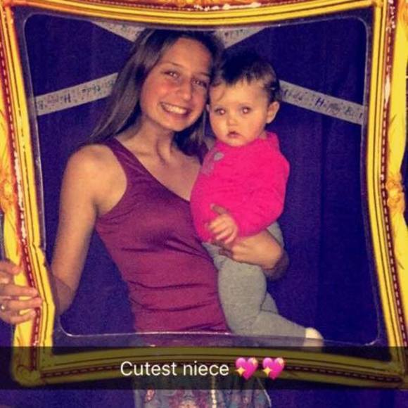 Meet your Posher, Lilly - Picture 1 of 1